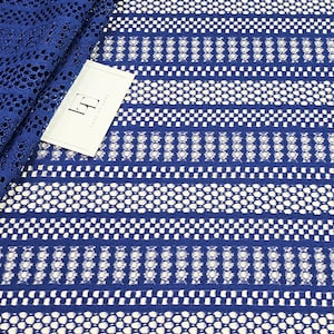Tissu en dentelle bleu vendu par mètre, tissu en dentelle à rayures géométriques bleu foncé, LL23331