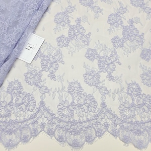 Tejido de encaje violeta claro con cordón, encaje nupcial francés Chantilly, encaje de velo de pestañas, encaje floral festoneado vendido por metros, EVS082C