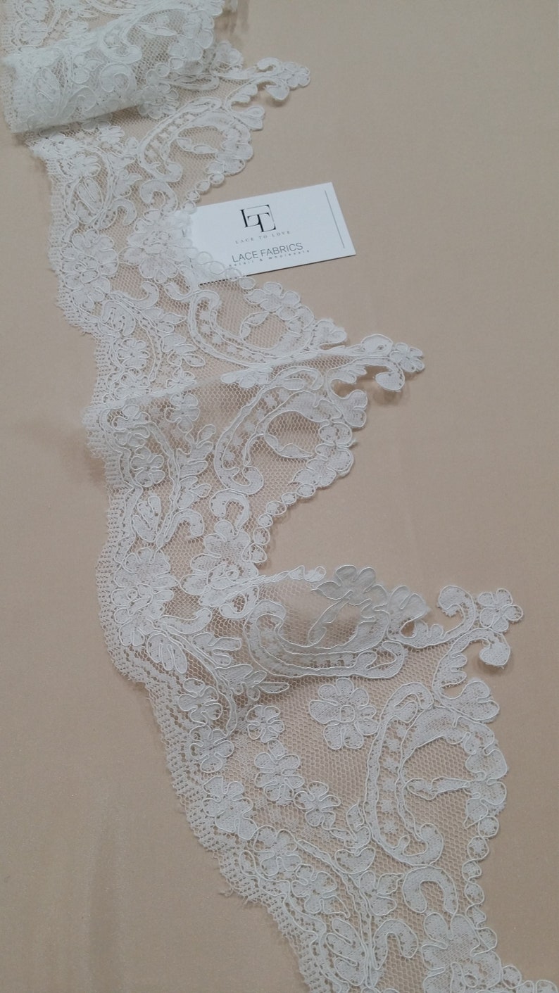 Ivory Lace Trimming by the yard, French Lace, Alencon Lace, Bridal Gown lace, Wedding Lace, White Lace, Veil lace, Garter lace EEV2107 imagem 1
