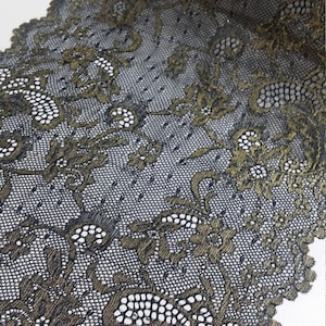 Schwarze elastische Spitzenborte mit Gold, goldene Französische Spitzenborte, Chantilly Spitze, Strumpfband Spitze, Abendkleid Spitze, Dessous Spitze, Werft L20095