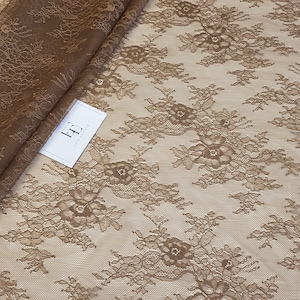 Tissu en dentelle marron, tissu de dentelle Chantilly française de couleur marron chocolat, matériau de dentelle de voile de mariage pour mariée, vendu au mètre, WD2012