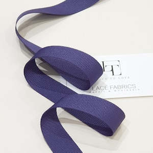 Lila grosgrain lint, grosgrain bandstrikken, haarelastiekjes, op maat gesneden, lila tape, cadeaustrik, haarlint, grosgrain afwerking ST1039