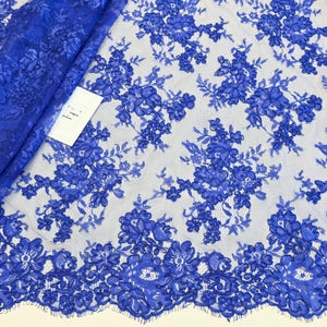 Königsblauer Spitzenstoff mit Kordel, französische Chantilly-Spitze, Brauthochzeitsspitze, gewellte Blumen-Wimpern-Schleierspitze, Meterware erhältlich, EVS191C