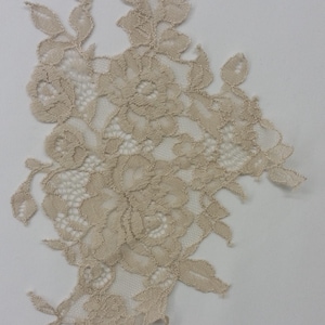 Beige Spitzenapplikation, Französische Chantillyspitze, Hochzeitsspitze, Applikation, 3D Spitze, Hochzeitsspitze Applikation L91821_1