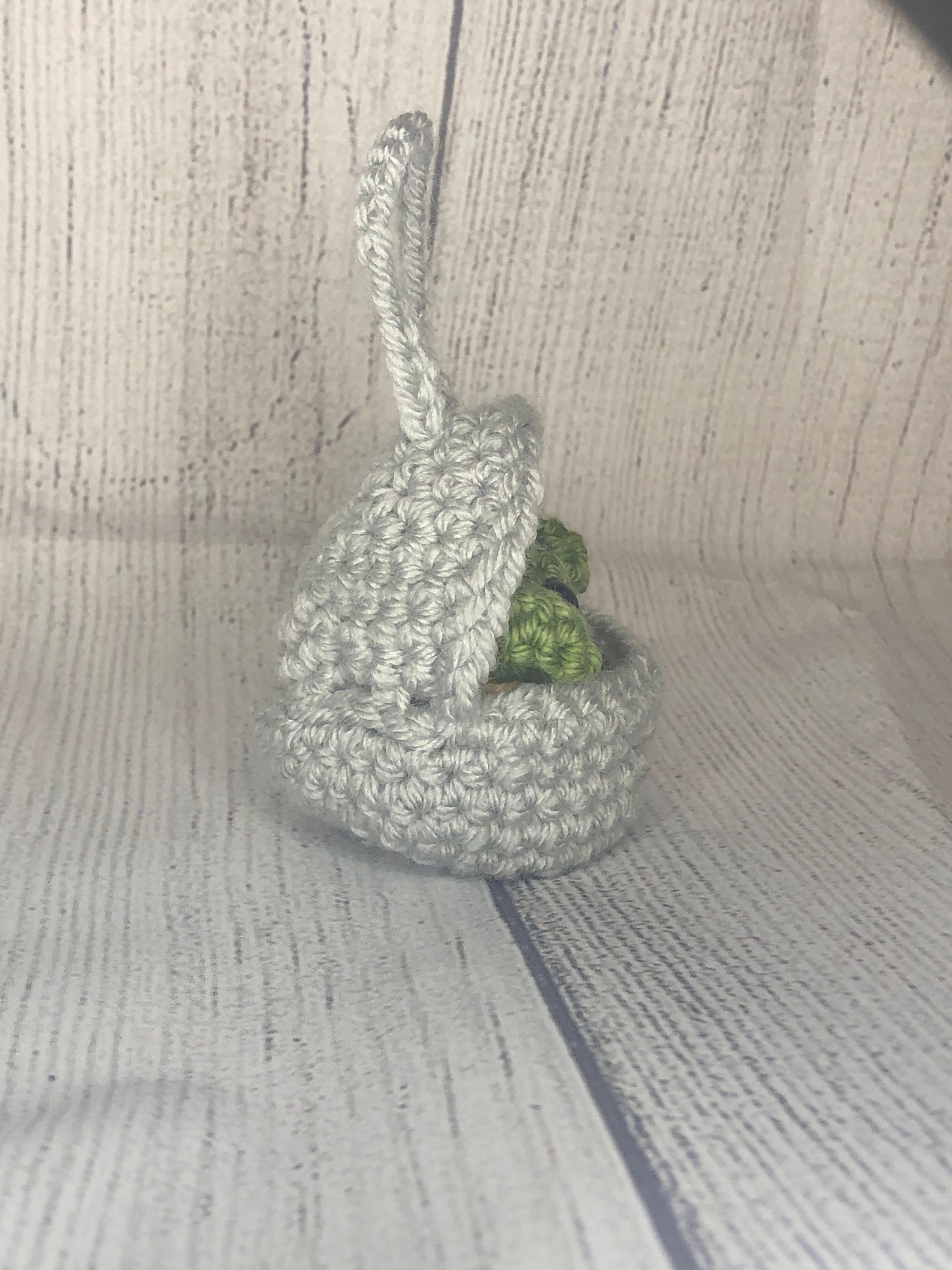 Baby Alien in Space Pod | Made to Order | Baby Yoda | Grogu - Etsy