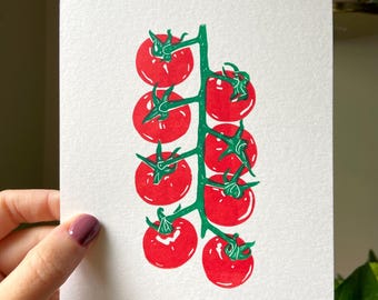 Stampa xilografica di pomodorini ciliegino sulla vite. Linoleografia di pomodori. Arte ortofrutticola. Arte culinaria. Arte alimentare.