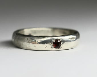 Reversable sancast stirling silver ring with garnet and rutilated quartz  size 7