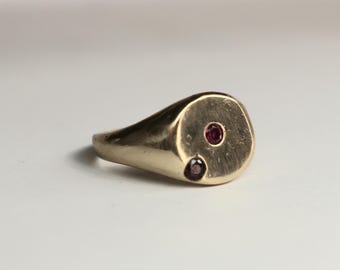Lunaris round signet with ruby sandcast ring Made to order