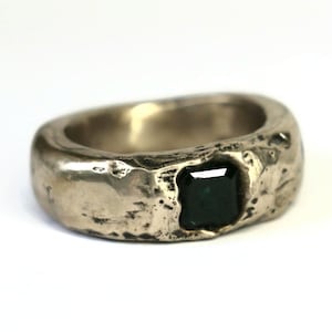 Sandguss Silber Smaragd Ring, Unisex Ring (Größe 7, 8, 9)