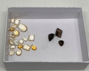 Yellow Quarts, Citrine - Mixed Lot of Natural Stones
