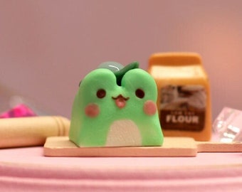 Frog Keycap Cute Frog Artisan Keycap Kawaii Green Frog Keycap Mechanical Keyboard Keycap Gamer Gift Desk Decor - desk accessories