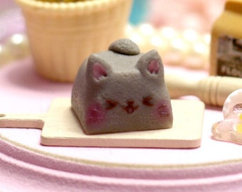 Kawaii gray Cat - Artisan Key Cap - keycaps - keyboard accessories - cute keycap