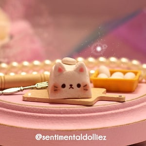 White Kawaii Cat - Artisan Key Cap - keycaps - keyboard accessories