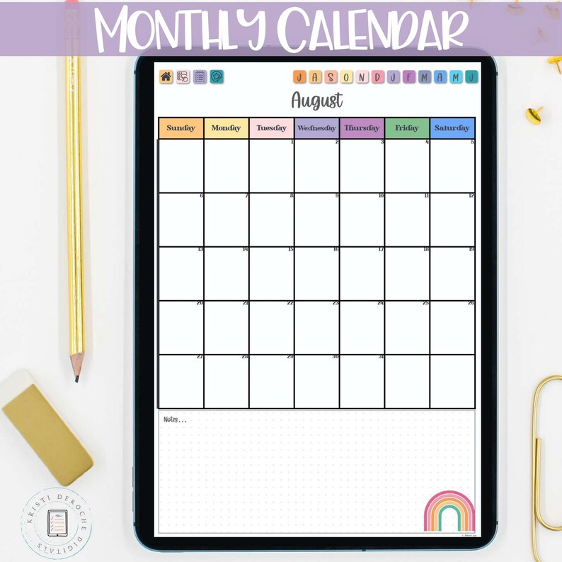 Op de afbeelding: Een digitale maandelijkse kalendertemplate voor augustus met een regenboogontwerp. De kalender heeft een witte achtergrond met zwarte rasterlijnen en kleurrijke kopteksten voor elke dag van de week. De kalender staat op een tabletscherm.