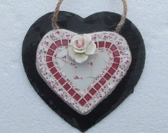 Mosaic heart wall hanging, mosaic on slate, vintage crockery heart