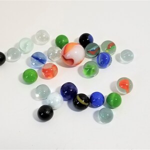VINTAGE MARBLES - Set of Vintage Glass Marbles - 1970&#39;s or earlier Set of Marbles - Colorful Marbles - Mid Century Set Of Marbles