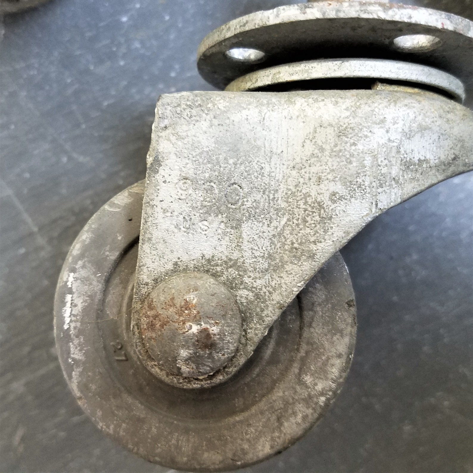 FURNITURE WHEELS Set of Four Vintage Metal Wheels Four Old Etsy