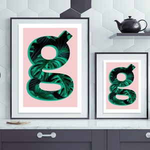 La letra G A3 A4 Mate Fine Art Print. Eslogan divertido que dice Amor Romance Día de San Valentín Bum LoveTipografía Monstera Houseplant