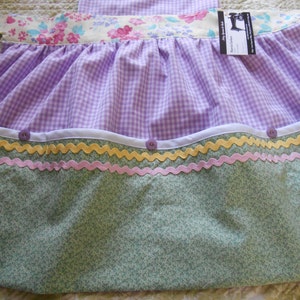 Child's Easter Apron, Size 7-8 Years, Lavender Gingham, Upcycled Easter Napkin, Cobbler Pockets, Reversible, The Vintage Tina image 2