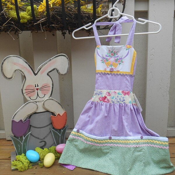 Child's Easter Apron, Size 7-8 Years, Lavender Gingham, Upcycled Easter Napkin, Cobbler Pockets, Reversible, The Vintage Tina