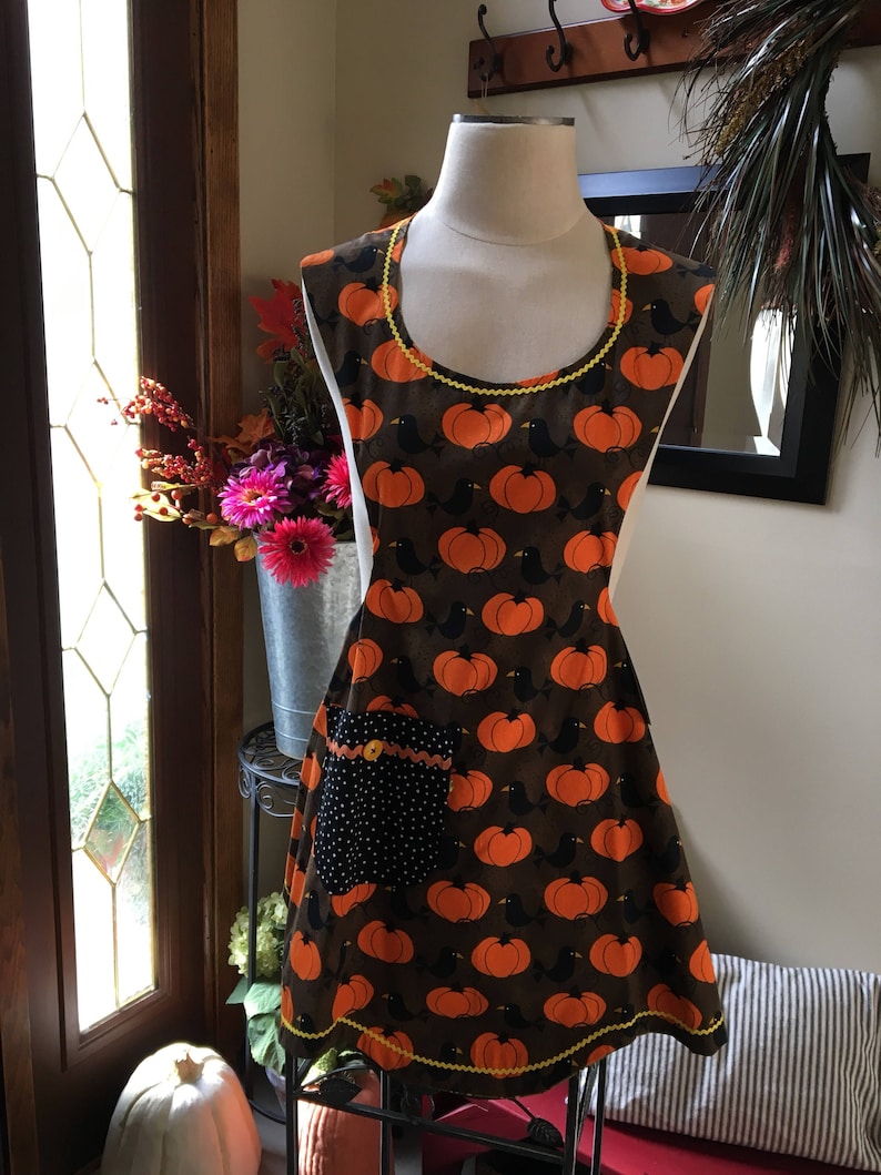the Polly Womens Fall Apron Pumpkins Crows Black and White Polka Dot Over the Head
