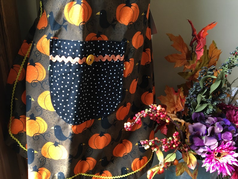 the Polly Womens Fall Apron Pumpkins Crows Black and White Polka Dot Over the Head
