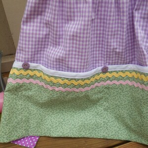 Child's Easter Apron, Size 7-8 Years, Lavender Gingham, Upcycled Easter Napkin, Cobbler Pockets, Reversible, The Vintage Tina image 5