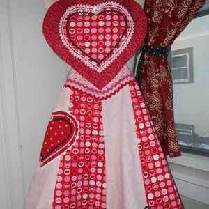 Women's Valentine Apron, Pink, Red, White, Black, Scalloped Hem, Heart Pocket and Bodice, Reversible, The Julie image 3