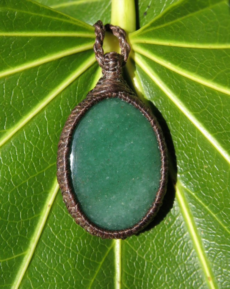 success and personal growth Gem therapy good luck Goa Top quality Green Aventurine in handmade Micro-macrame necklace Healing stone