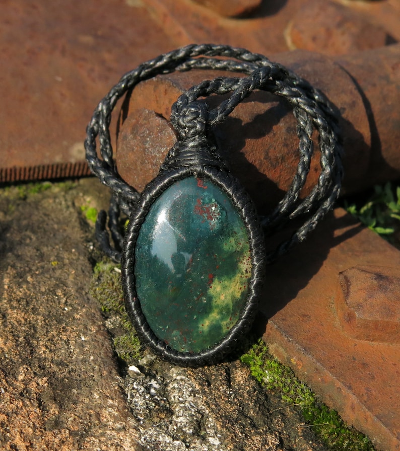 gem therapy psychic protection Bloodstone necklace in macrame knotting technique aries birthstone unisex Dragon blood gives courage
