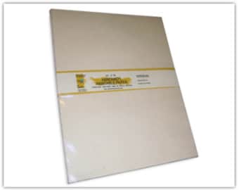 Ręcznie robiony, kremowy papier z recyklingu, nadający się do druku, z naturalnym wykończeniem