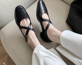 Zapato Mary Jane de cuero negro hecho a mano, zapato de tacón bajo negro de alta calidad, cómodo Mary Jane con tiras cruzadas suaves, zapato de ballet negro de estilo retro.