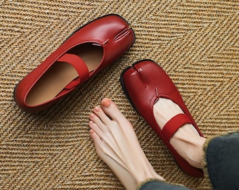 Vintage Red Tabi Mary Janes,Handmade Split-toe Ballet Shoes,Red Tabi Shoes,Women's Leather Red Tabi Shoe,Tabi Ballerina,Folding Women's Shoe