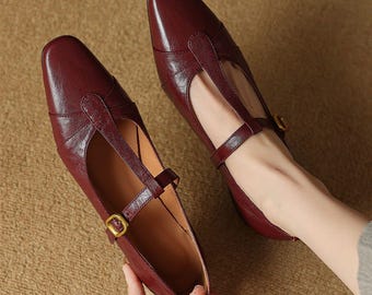 Retro Red T-straps Mary Janes,Women Comfortable Flats,Leather Buckle Flats,Personalized Gifts,Handmade Elegant Shoes,T-strap Leather Ballets