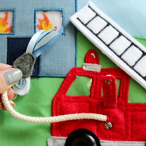 Felt Fire Truck with House that Catches Fire! - Things that Go Quiet Book PATTERN