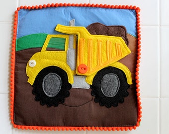 Felt Dump Truck  - Things that Go Quiet Book PATTERN