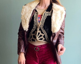 Vintage 70s Oxblood Leather Jacket / White Fur Trim Jacket / Belted Burgundy Coat / 70s Retro Disco Jacket