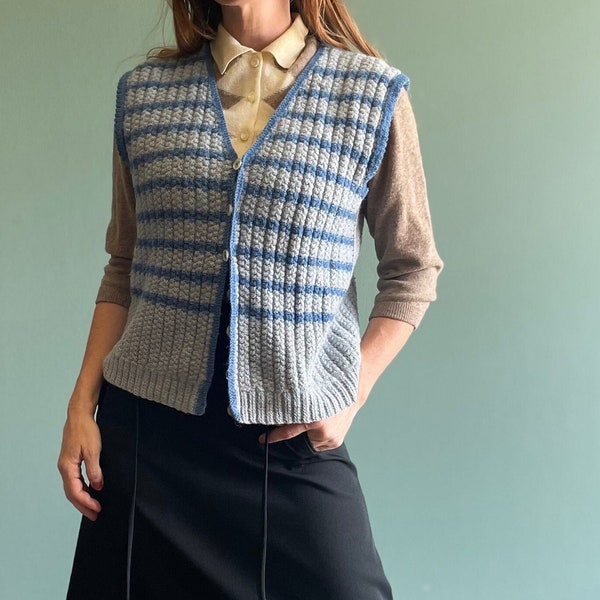 Vintage 70s Blue Striped Sweater Vest / 70s Layering Shirt / Cute Striped Top / Cute Knit Top