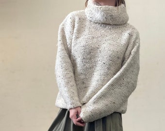 Vintage 90s cowl neck sweater / Gleneden Made in England / White Speckled Wool Cozy Slouchy Sweater / Coastal Neutral Winter Sweater