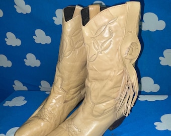 Vintage 70s Beige Fringe Ankle Boots: Western Boho Leather