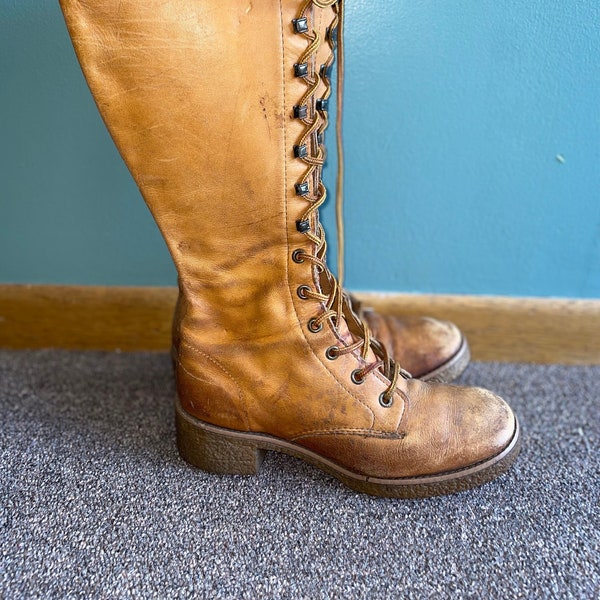 Vintage 70s Tan Lace Up Boots / Campus Frye Knee High Boots / Boho Hippie Riding Boots