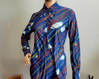 Body vintage increíble de los años 70 con cuello puntiagudo, camisa con estampado de flores de amapola francesa Coquelicot