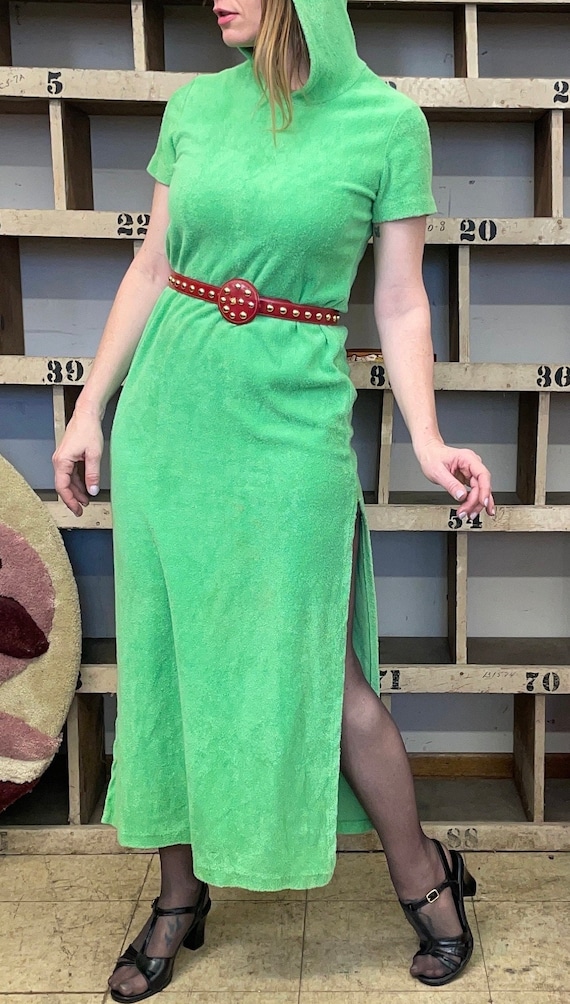 70s Vintage Hooded Terrycloth Dress: Green Beach Cover Up 70s Vintage Hooded Terrycloth Dress: Green Beach Cover Up