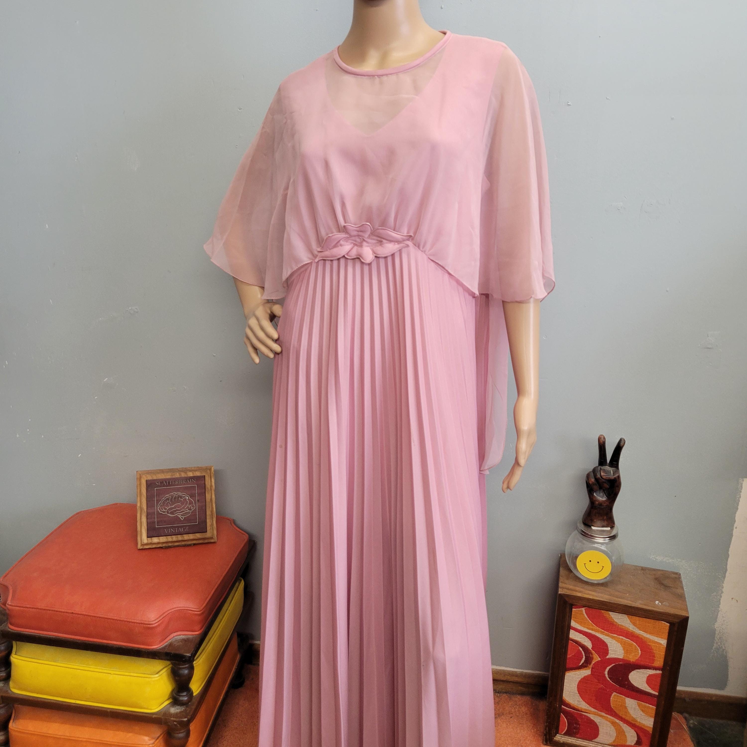 silver formal dress Zapakasa Women Satin Long with Slit Mermaid Strapless Wedding Guest Dress Ivory And Champagne Mermaid Sleeve:30 Adds a chic flourish Invoice # 218920