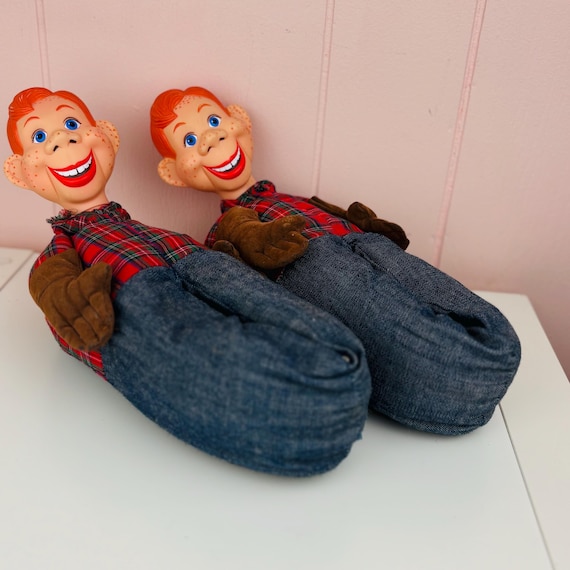 vtg 1980s Kids Howdy Doody House Slippers, Rubber Face Puppets View 6