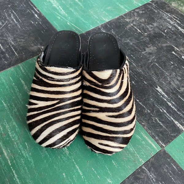 Vintage 90s Zebra Clogs / Animal Print Platform Shoes / Sanitas Chunky Boots / 90s Club Kid