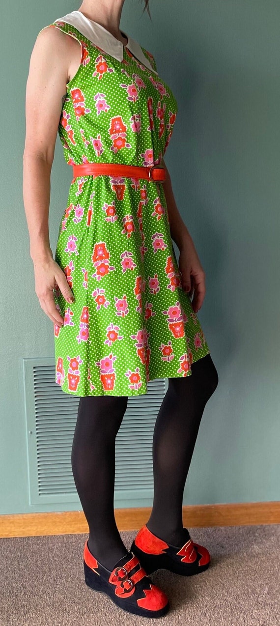 Vintage 1960s Flower Power Dress / Mod Pointy Col… - image 8