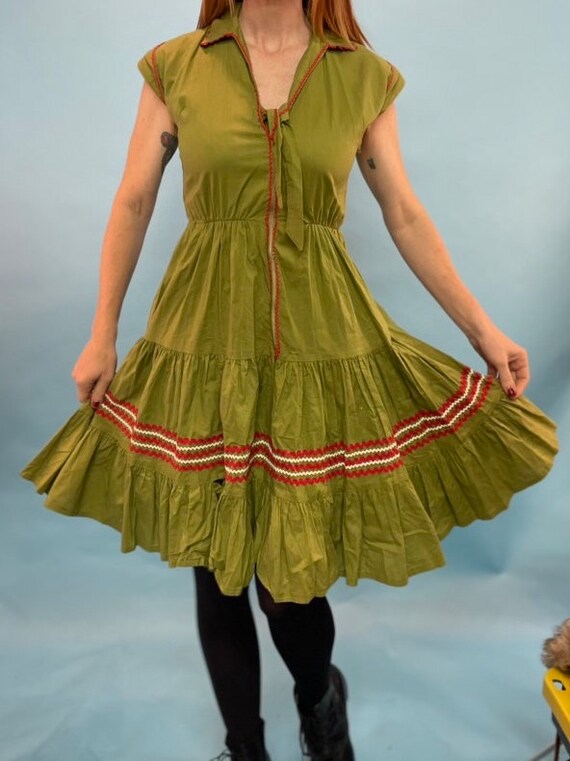 vtg 50s ric rac dress  green & red fit n flare sp… - image 2