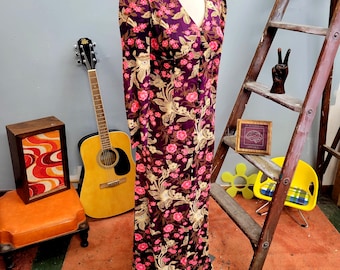 vtg 70s DITSY FLORAL DRESS, flower power kitschy mod whimsical style