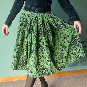 vtg 50s GREEN CORDUROY SKIRT / vintage xs womens abstract black floral pleated summer rockabilly maximalist style retro outfit novelty skirt